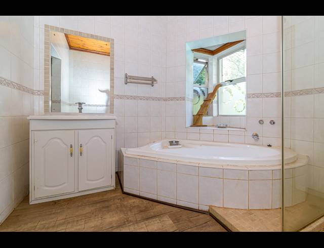 4 BEDROOM HOUSE FOR SALE IN WELTEVREDEN PARK